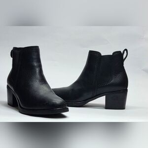 Roots Black Leather Ankle Booties